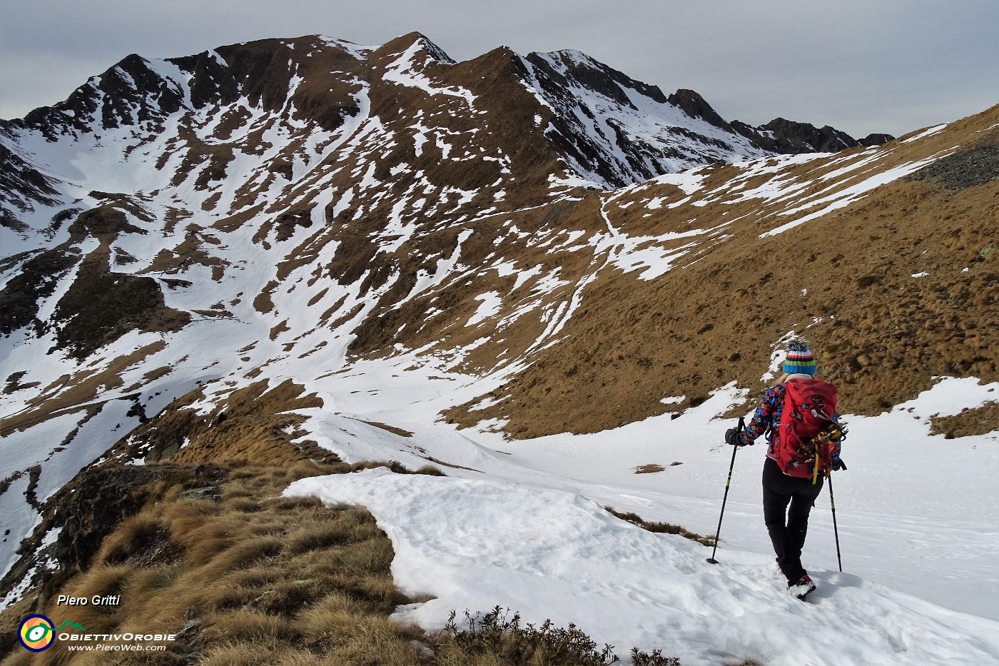 83 Scendiamo nel valloncello a pestar neve !.JPG